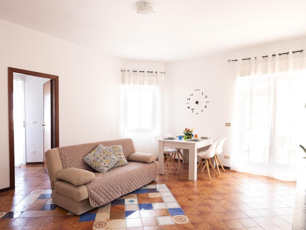 " Limoncello" Appartamento A 150 M Dal Mare ! Perfetto Per Famiglie E Coppie Alcamo Exterior foto