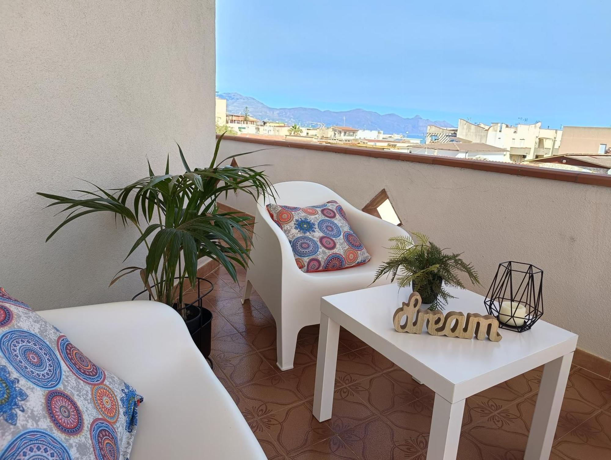 " Limoncello" Appartamento A 150 M Dal Mare ! Perfetto Per Famiglie E Coppie Alcamo Exterior foto